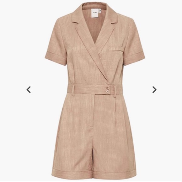 Simons Ihfantine overall shorts romper. Safari tan. NWT. - Picture 1 of 12